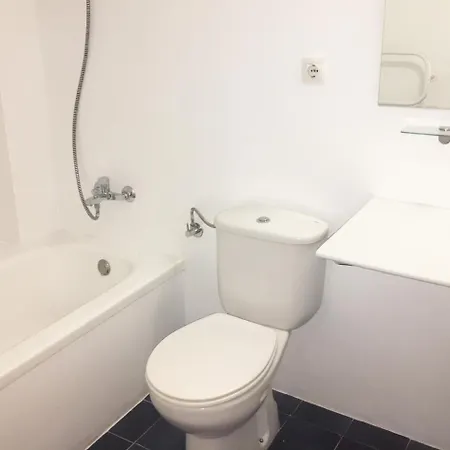 Albertos Apartman *